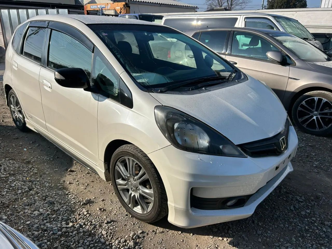 HONDA FIT 2011 — photo 2