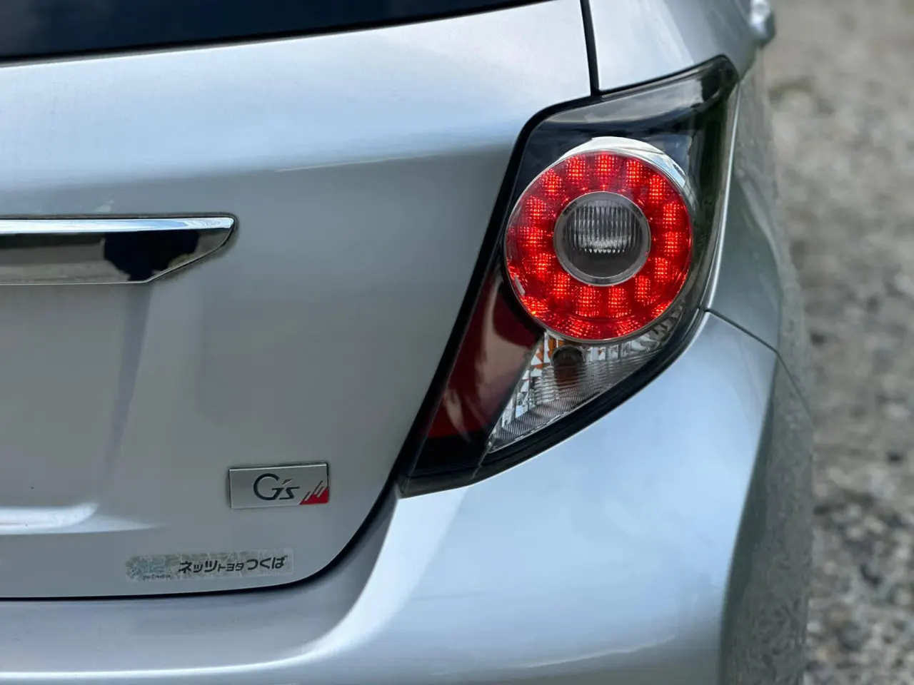TOYOTA VITZ 2013 — photo 6