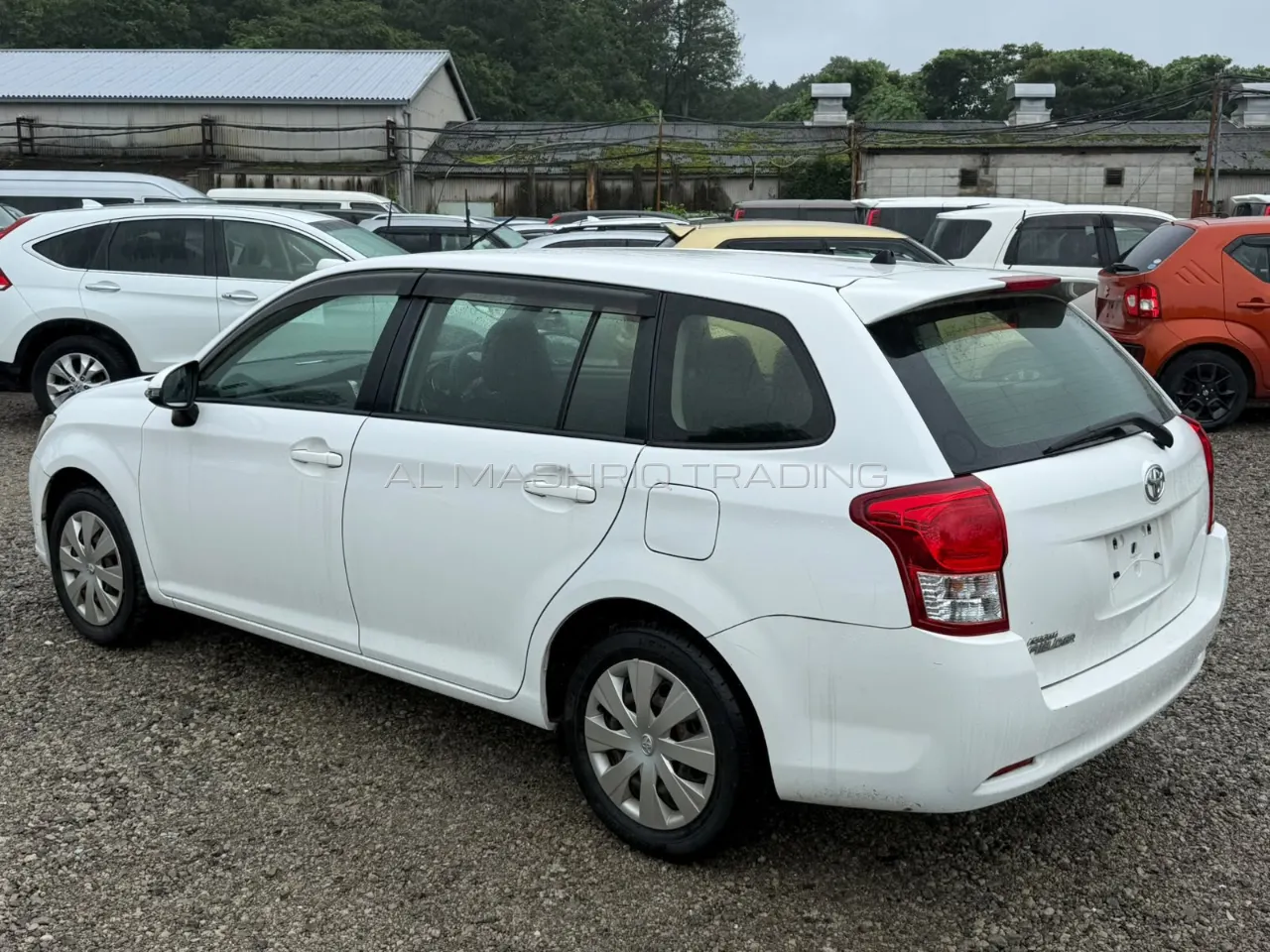 TOYOTA COROLLA FILEDER 2013 — photo 2