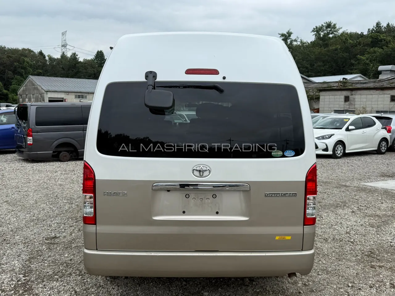 TOYOTA HIACE WAGON 2016 — photo 6