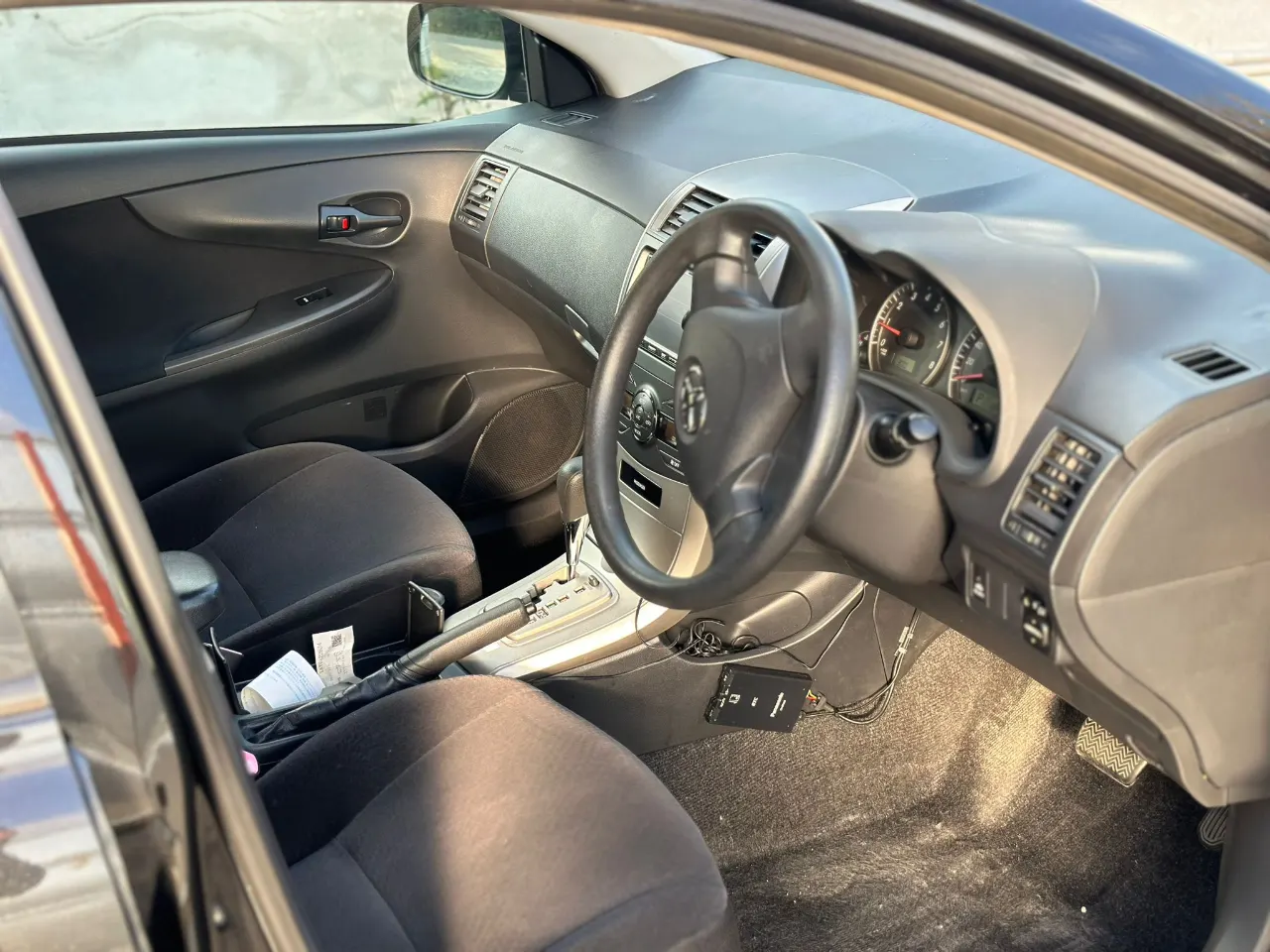TOYOTA COROLLA FILEDER 2011 — photo 6