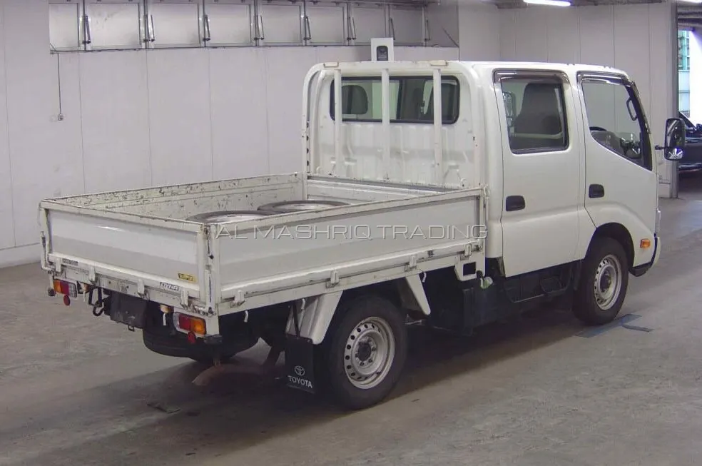 TOYOTA DYNA 2018 — photo 2