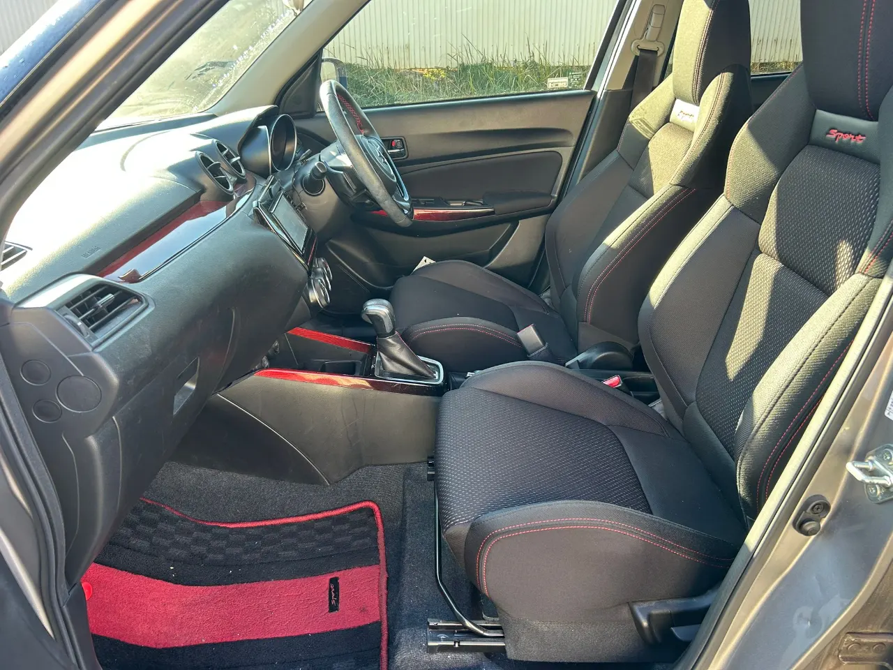 SUZUKI SWIFT 2018 — photo 6