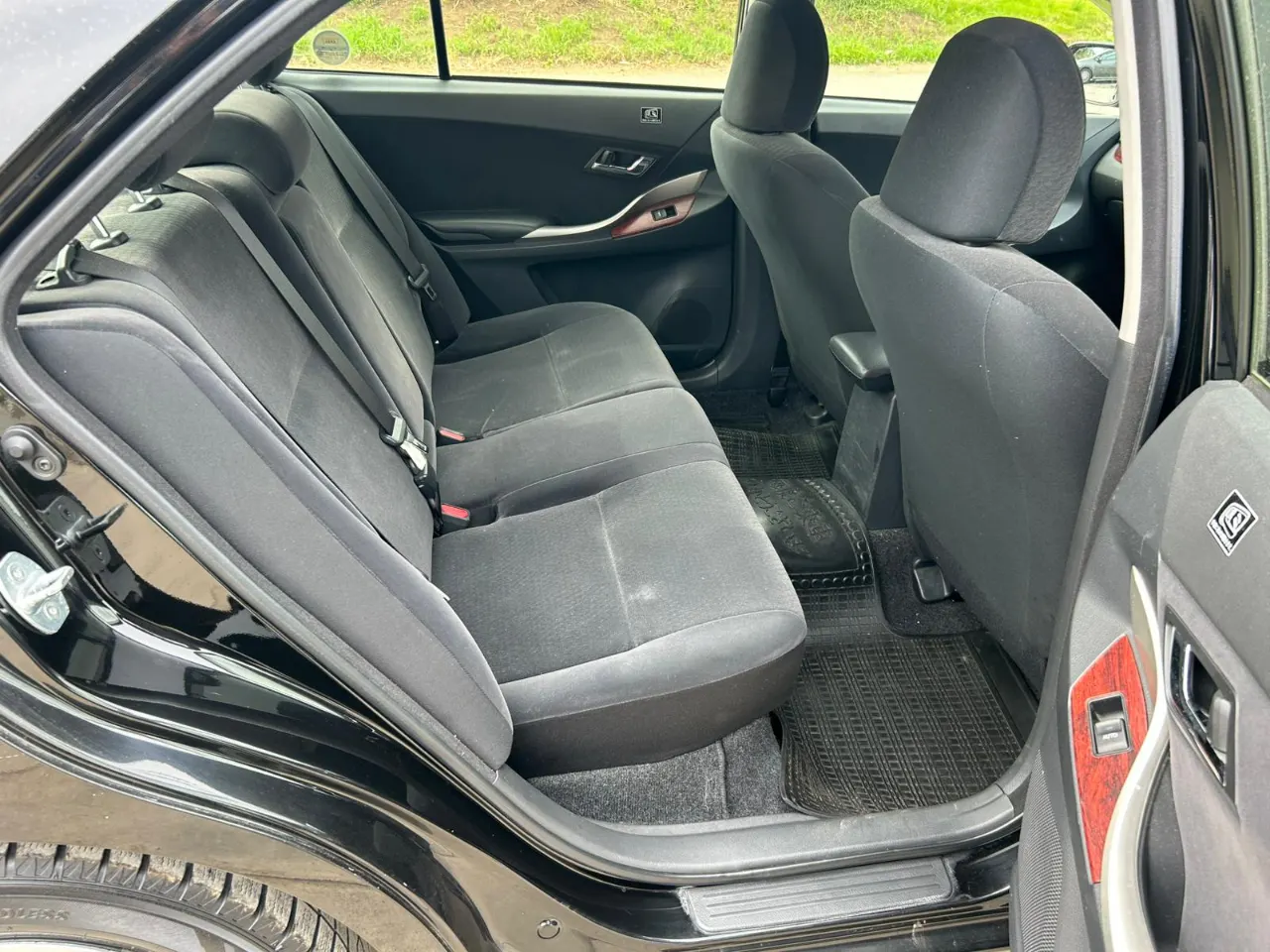 TOYOTA PREMIO 2012 — photo 6