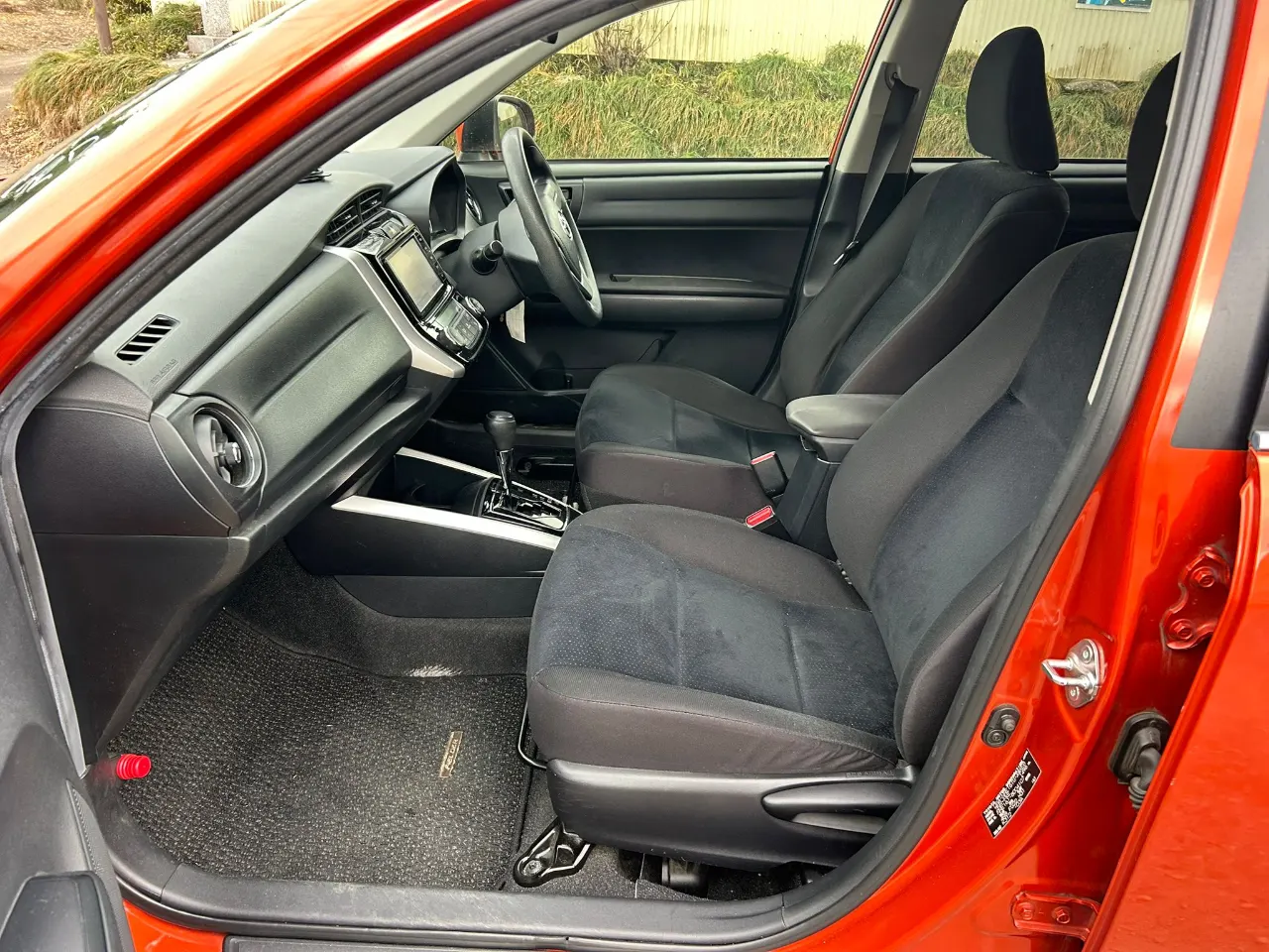 TOYOTA COROLLA FILEDER 2015 — photo 6