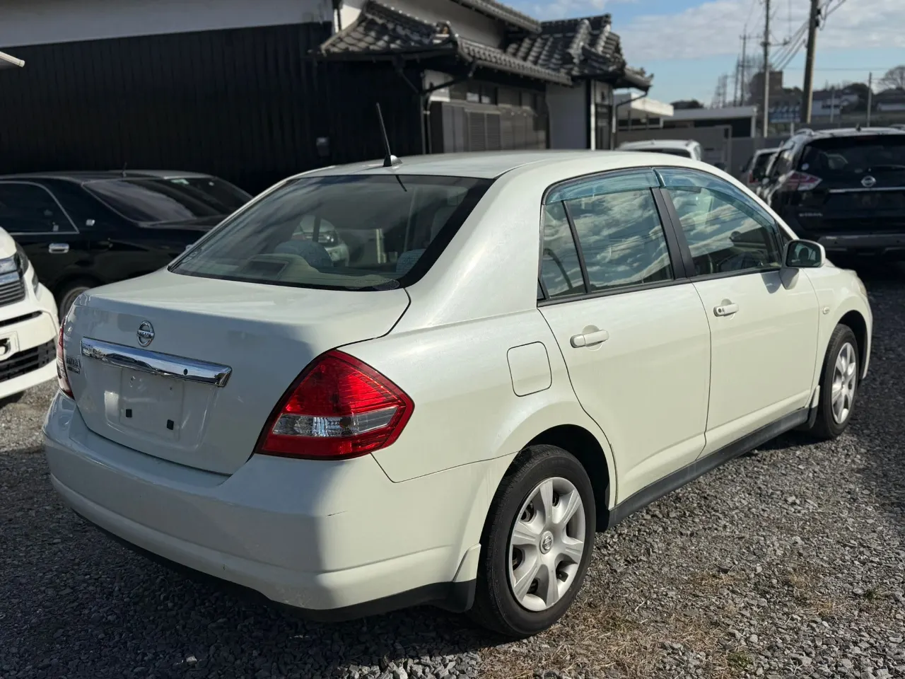 NISSAN TIIDA LATIO 2012 — photo 2