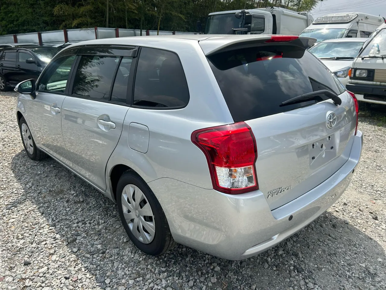 TOYOTA COROLLA FILEDER 2012 — photo 2