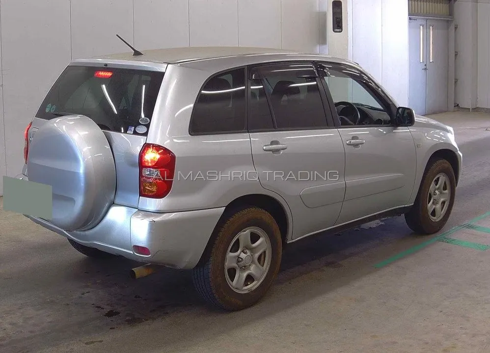 TOYOTA RAV-4 2004 — photo 2