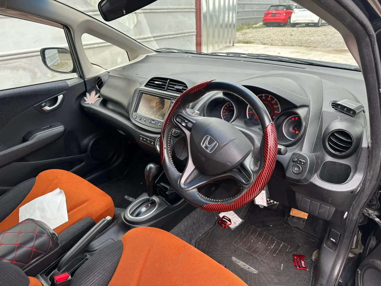 HONDA FIT 2010 — photo 6
