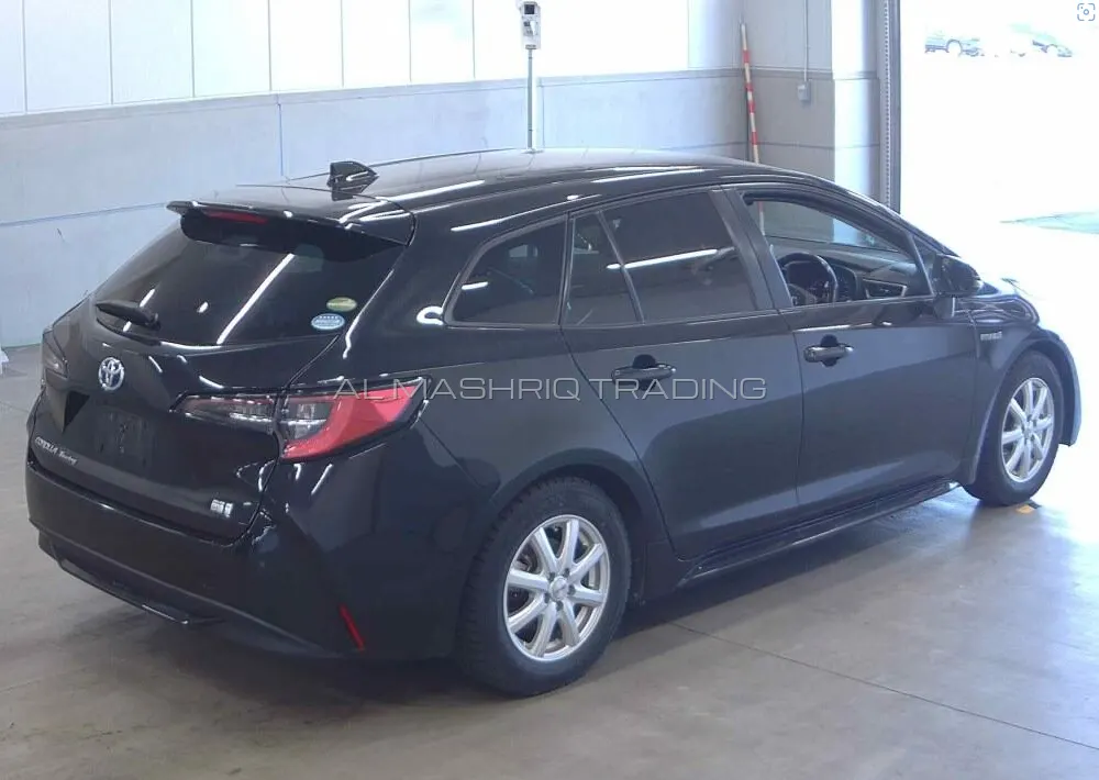 TOYOTA COROLLA TOURING 2019 — photo 2