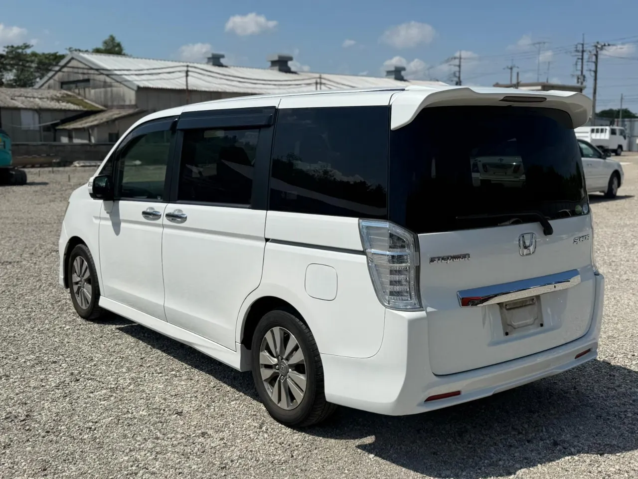 HONDA STEP WAGON 2013 — photo 2