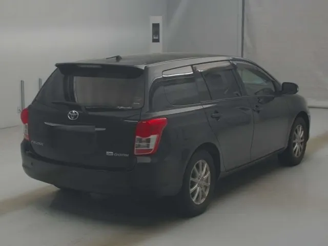 TOYOTA COROLLA FILEDER 2009 — photo 2