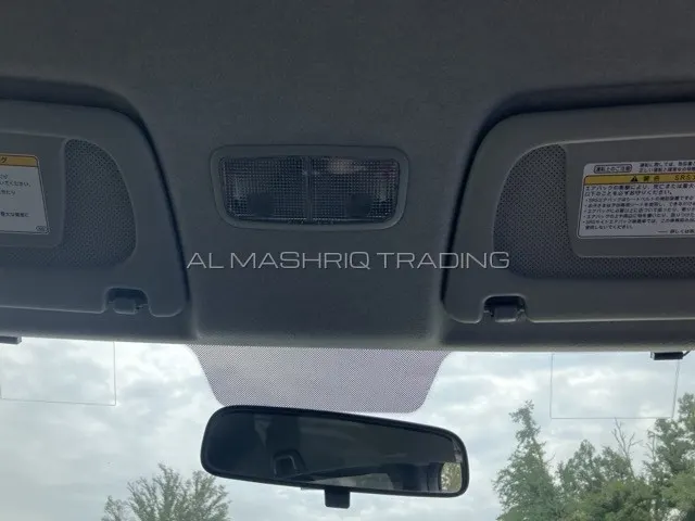 TOYOTA SIENTA 2012 — photo 2