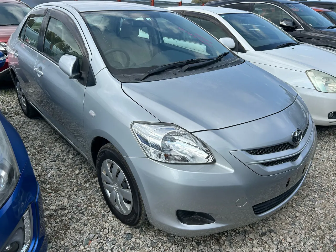 TOYOTA BELTA 2008 — photo 2