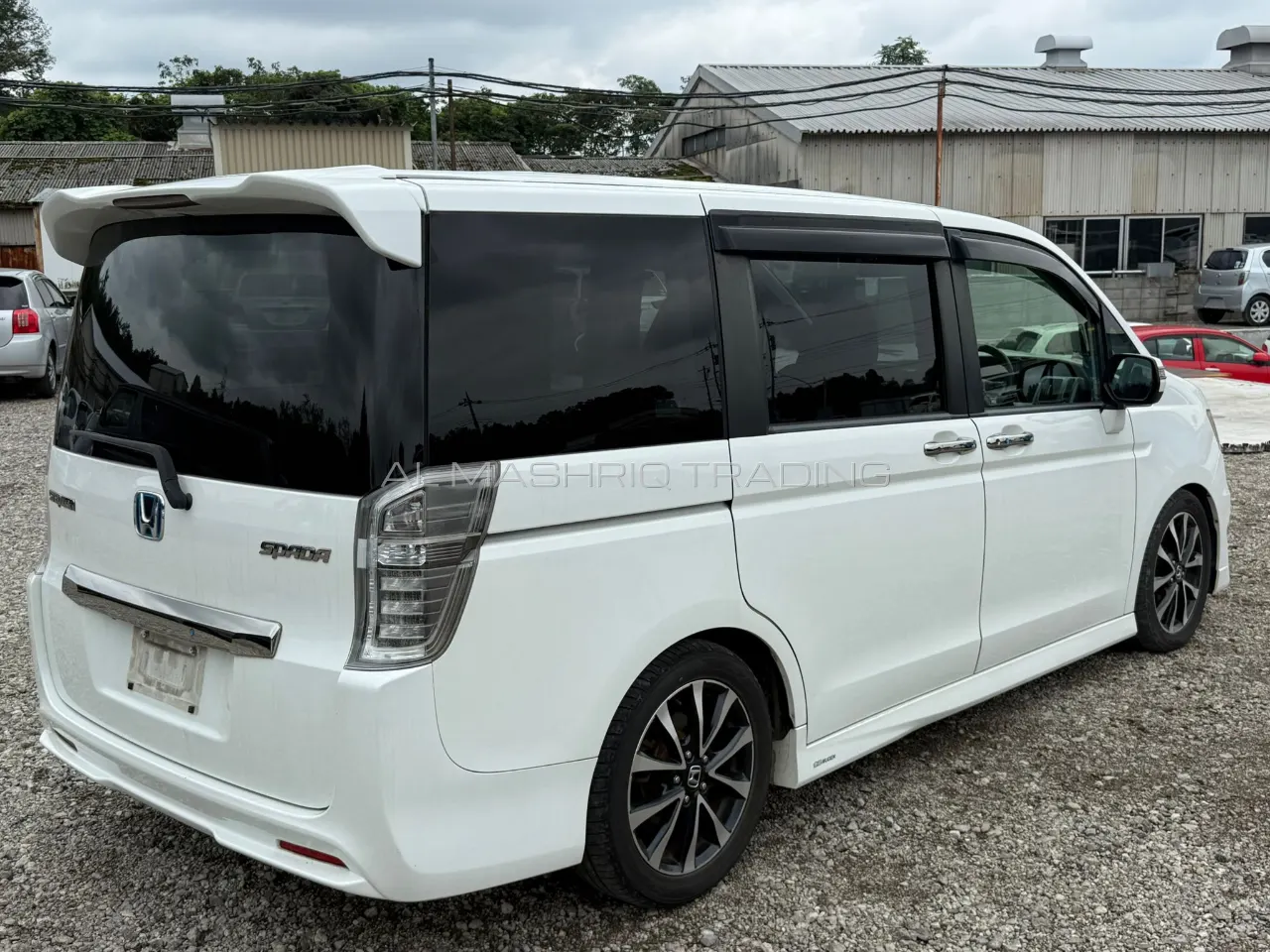 HONDA STEP WAGON 2012 — photo 2