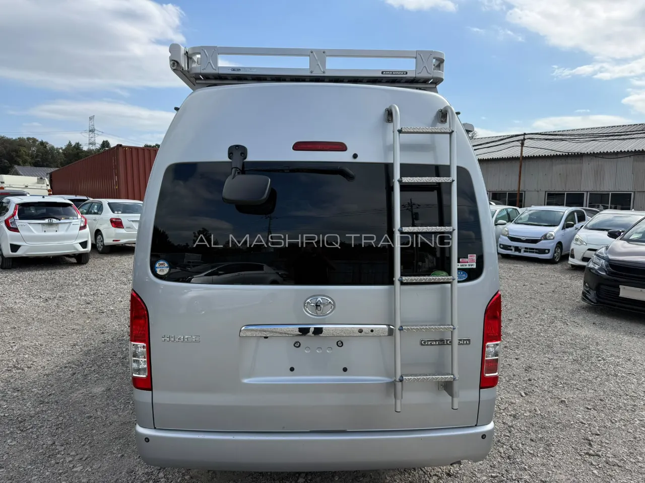 TOYOTA HIACE VAN 2016 — photo 6