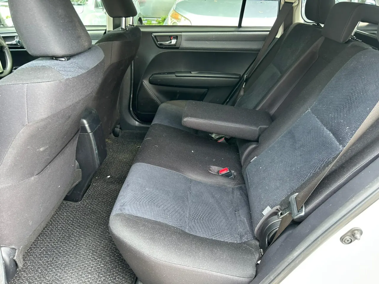TOYOTA COROLLA FILEDER 2013 — photo 6