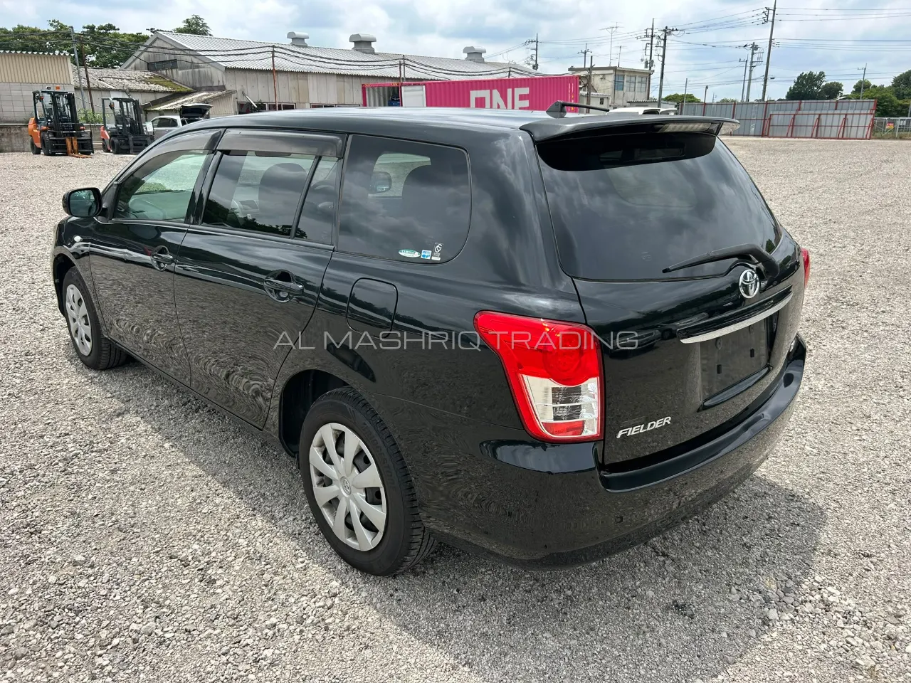 TOYOTA COROLLA FILEDER 2011 — photo 2
