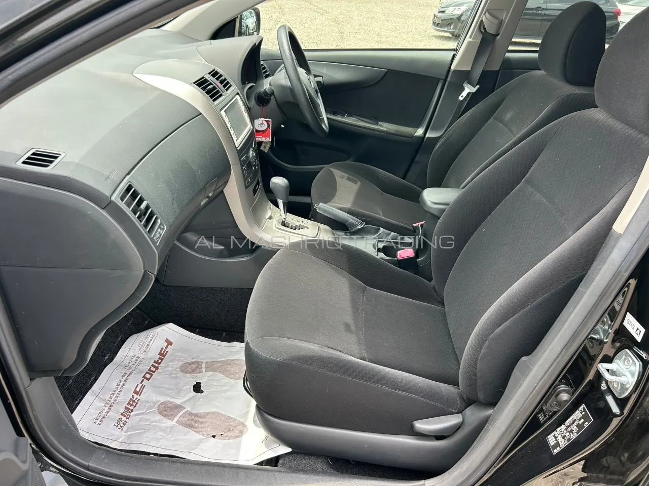 TOYOTA COROLLA FILEDER 2011 — photo 6