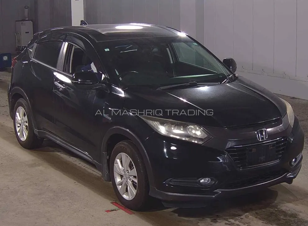 HONDA VEZEL 2015 — photo 2