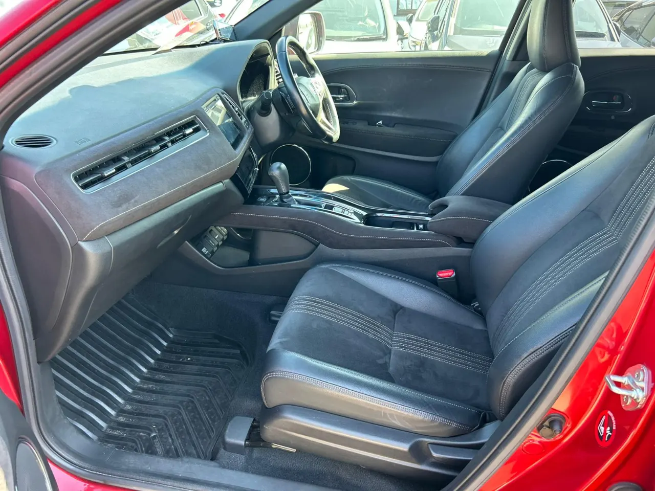 HONDA VEZEL 2018 — photo 6
