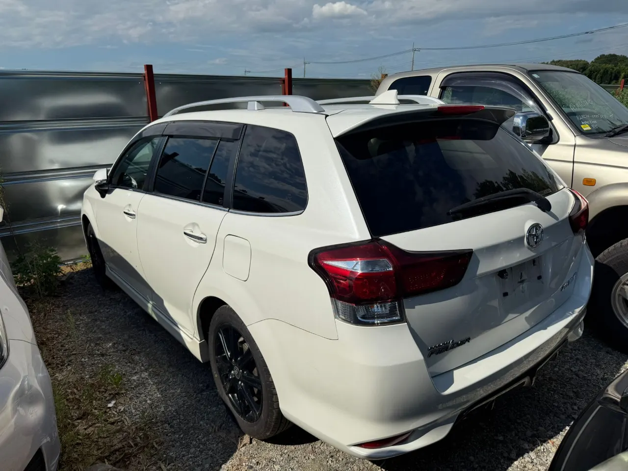 TOYOTA COROLLA FILEDER 2017 — photo 6