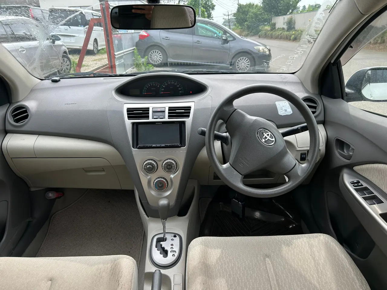 TOYOTA BELTA 2010 — photo 6