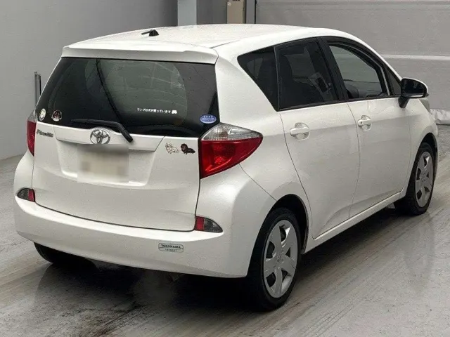TOYOTA RACTIS 2013 — photo 2