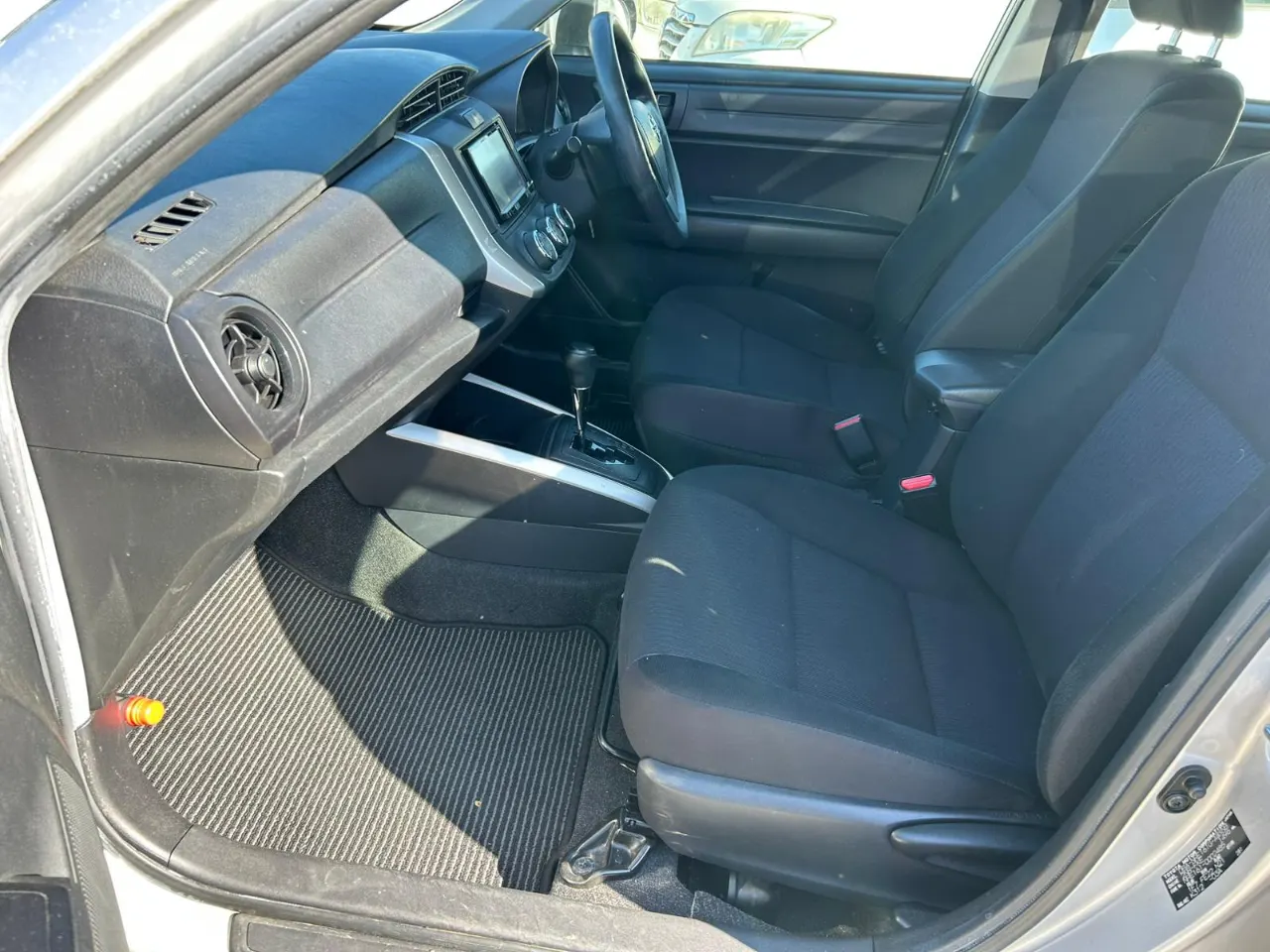 TOYOTA COROLLA FILEDER 2015 — photo 6