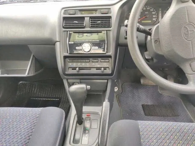 TOYOTA CARINA 1997 — photo 5