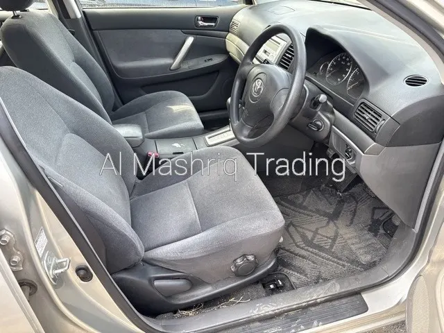 TOYOTA PREMIO 2003 — photo 6