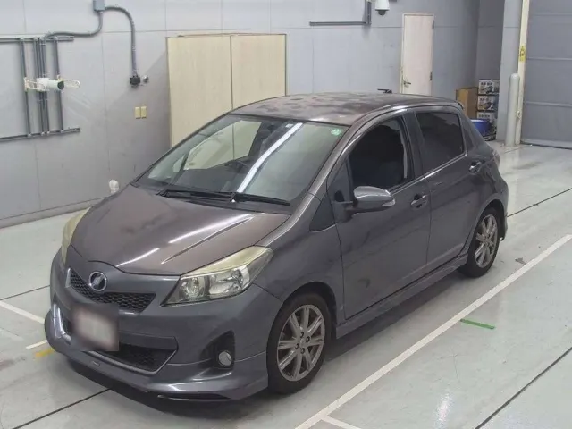 TOYOTA VITZ 2011 AM-34990