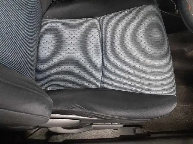 TOYOTA VITZ 2011 — photo 6