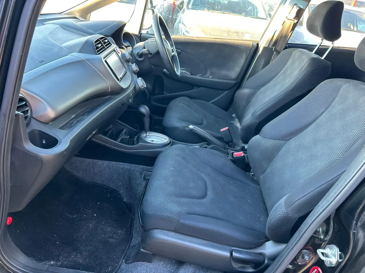 HONDA FIT 2012 — photo 6