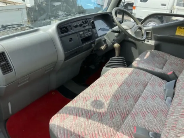 MITSUBISHI CANTER 1997 — photo 5