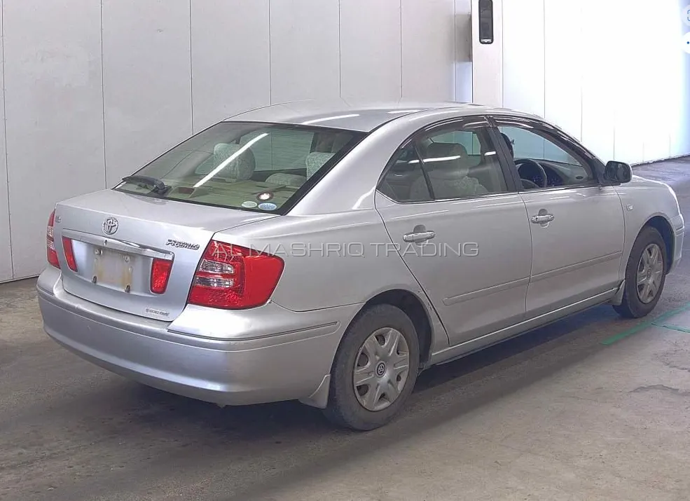 TOYOTA PREMIO 2015 — photo 2