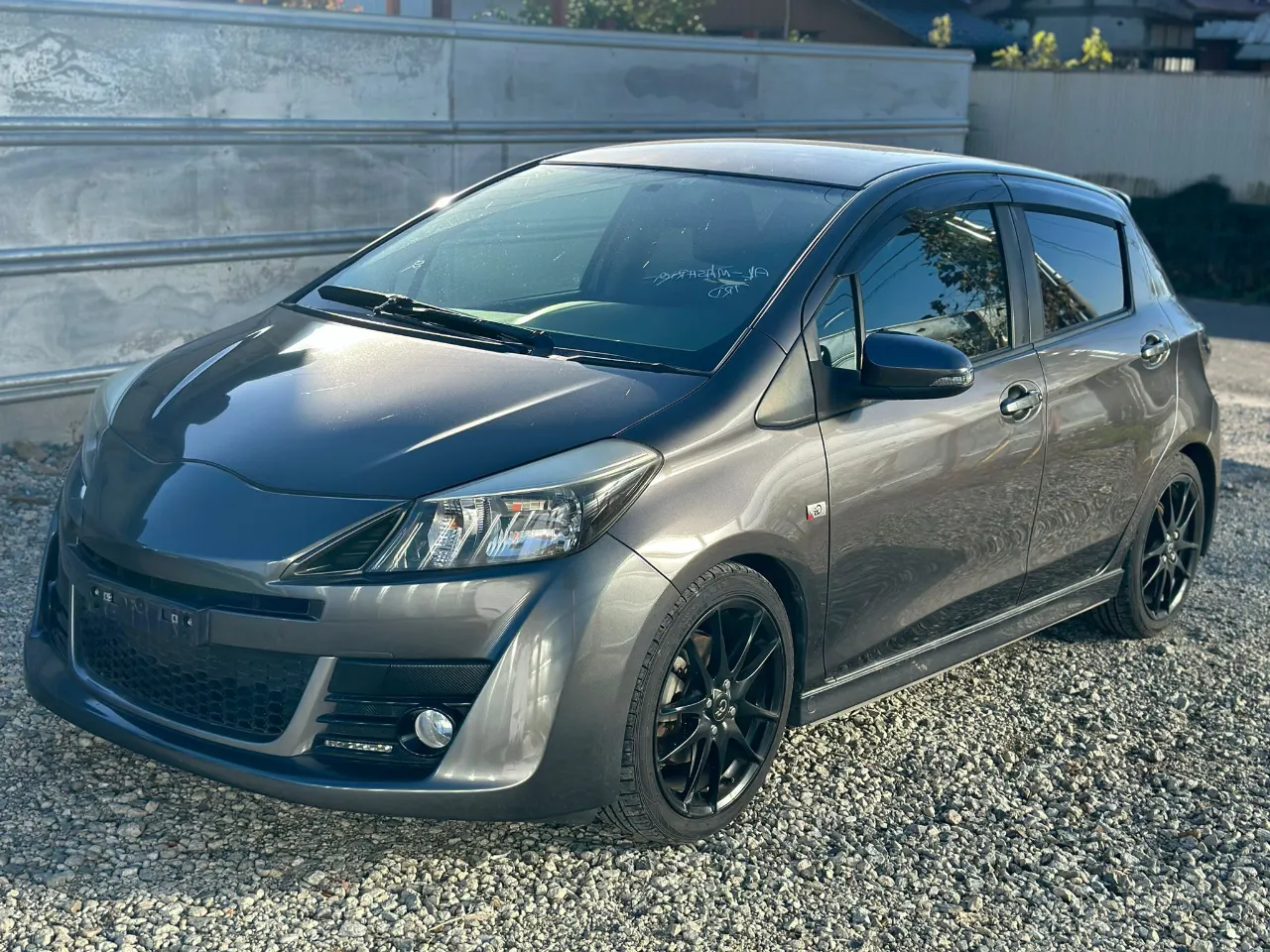 TOYOTA VITZ 2015 AM-34712