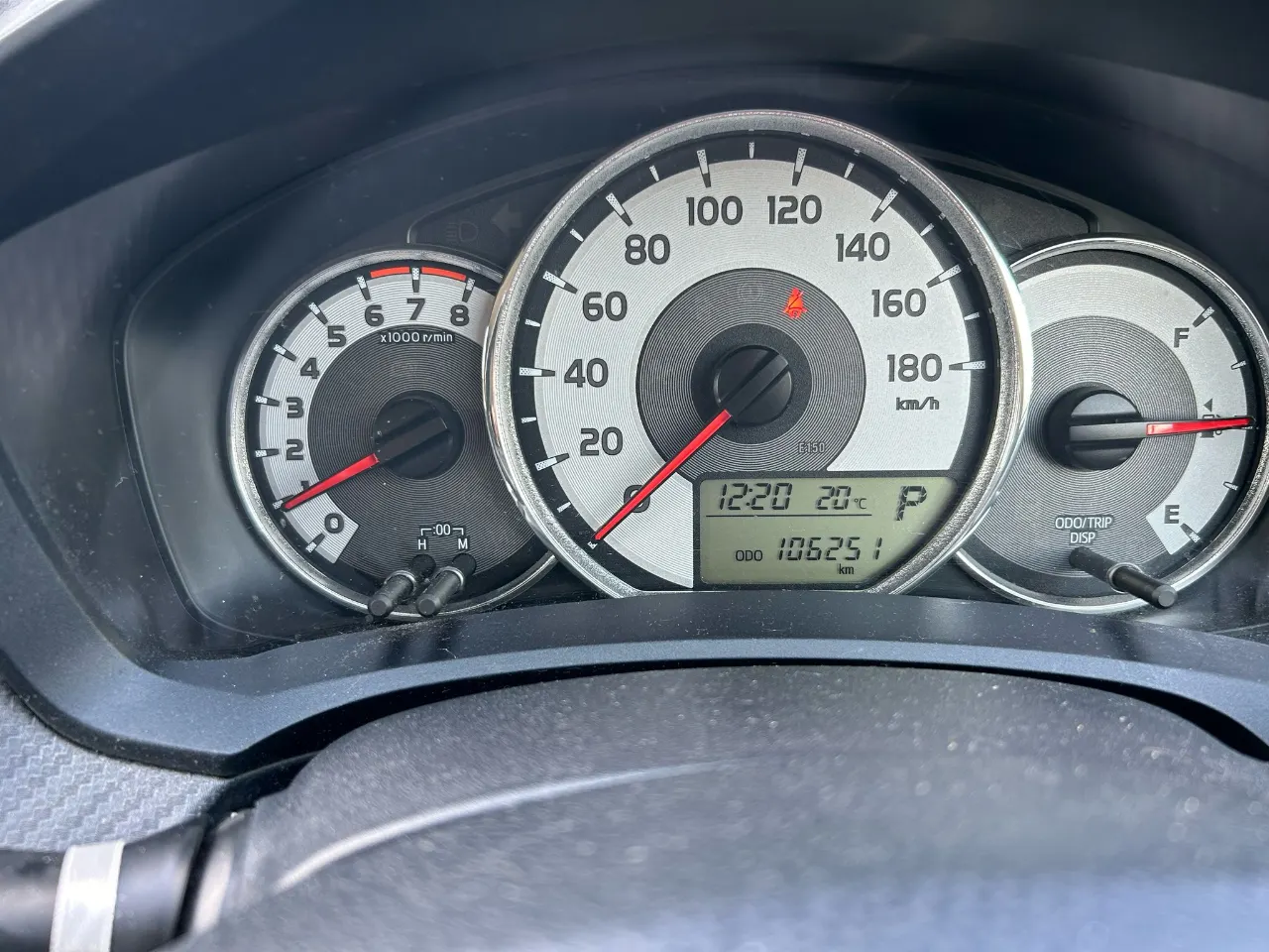 TOYOTA COROLLA FILEDER 2012 — photo 6