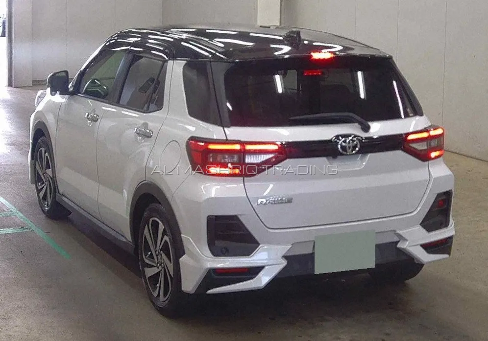 TOYOTA RAIZE 2021 — photo 2