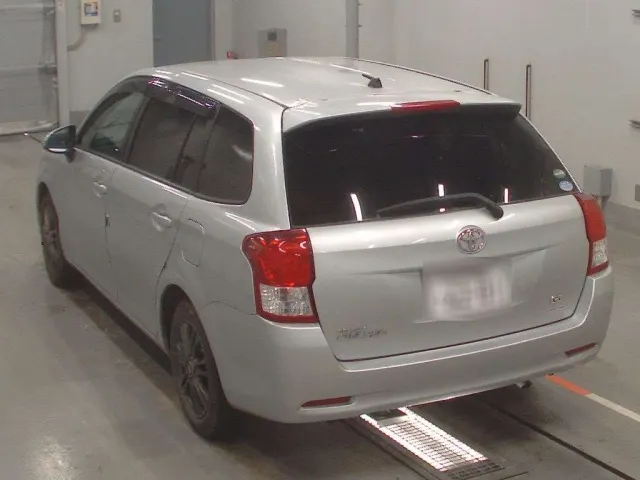 TOYOTA COROLLA FILEDER 2013 — photo 6