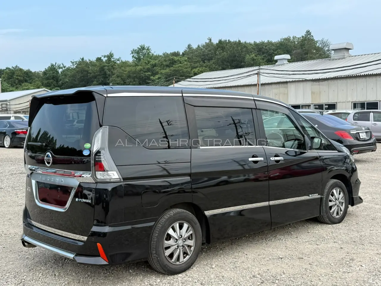 NISSAN SERENA 2019 — photo 2
