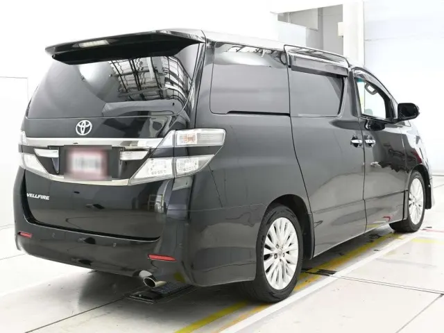 TOYOTA VELFIRE 2011 — photo 2