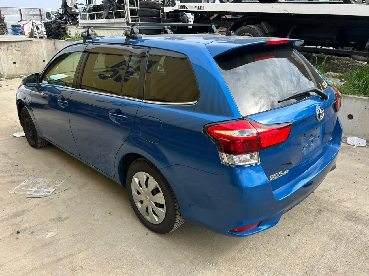 TOYOTA COROLLA FILEDER 2016 — photo 2