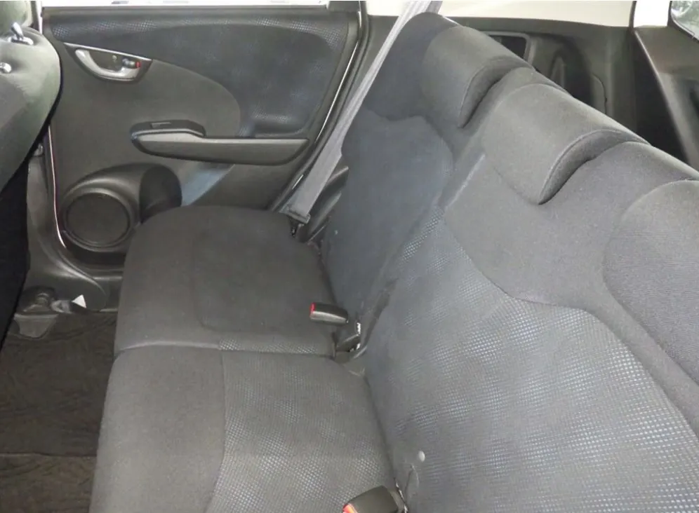 HONDA FIT 2012 — photo 6