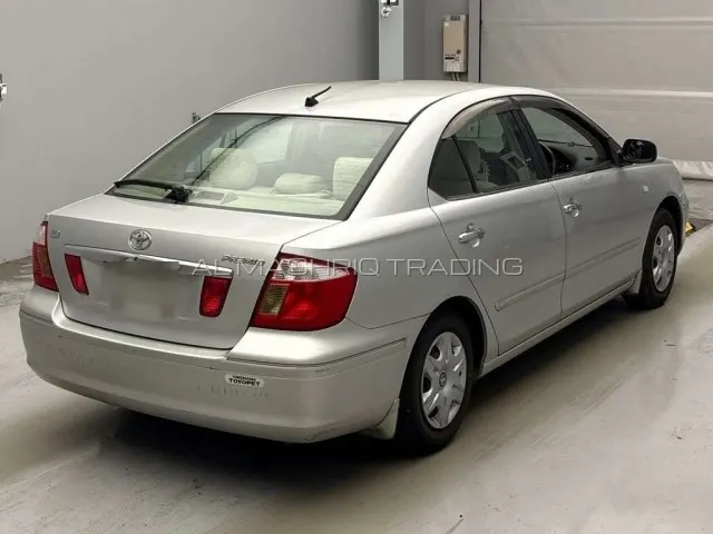TOYOTA PREMIO 2002 — photo 2