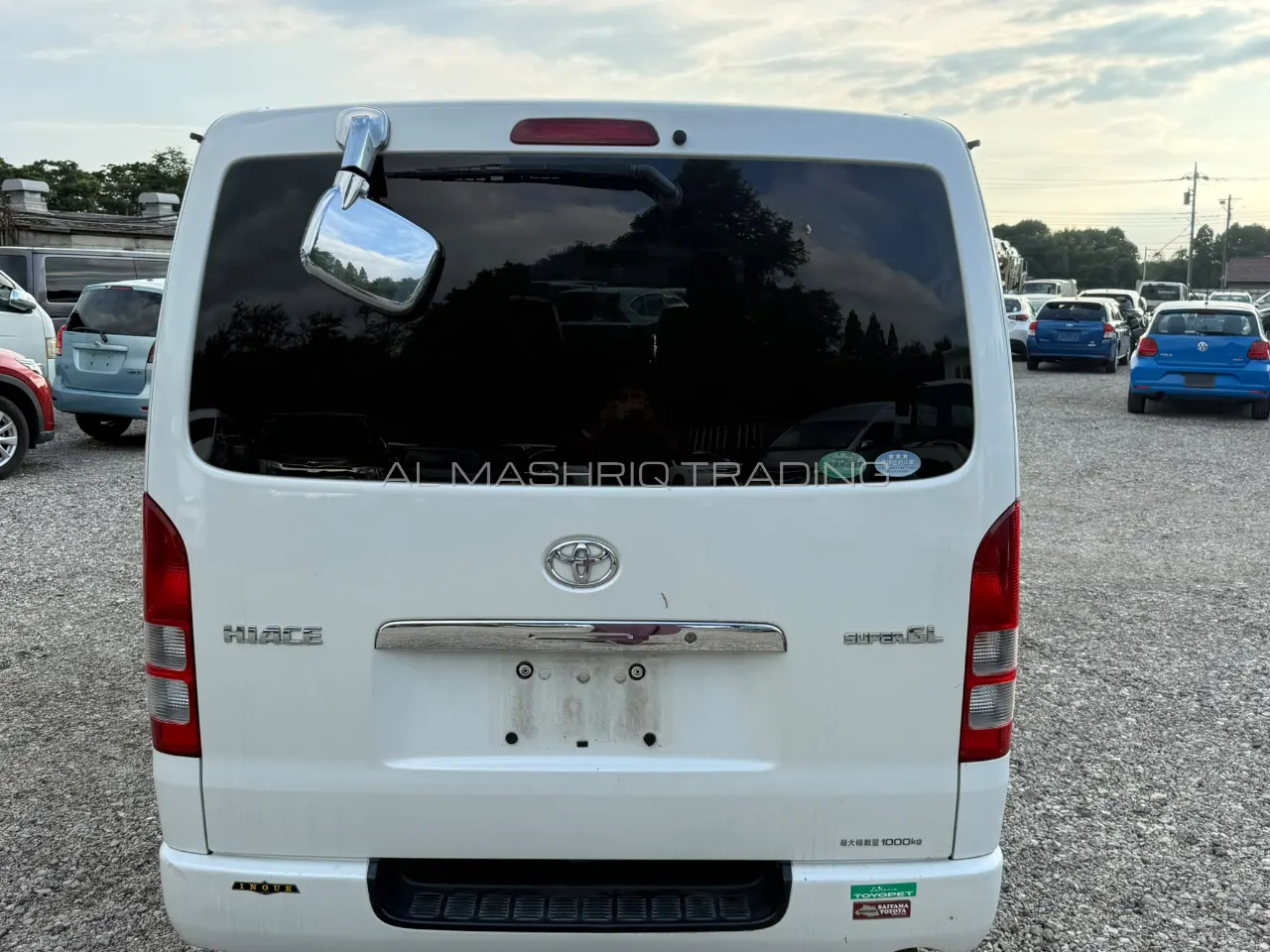 TOYOTA HIACE VAN 2011 — photo 6