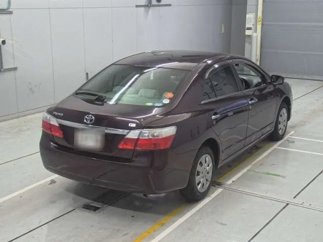 TOYOTA PREMIO 2010 — photo 2