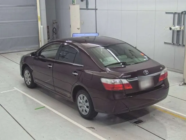 TOYOTA PREMIO 2010 — photo 6