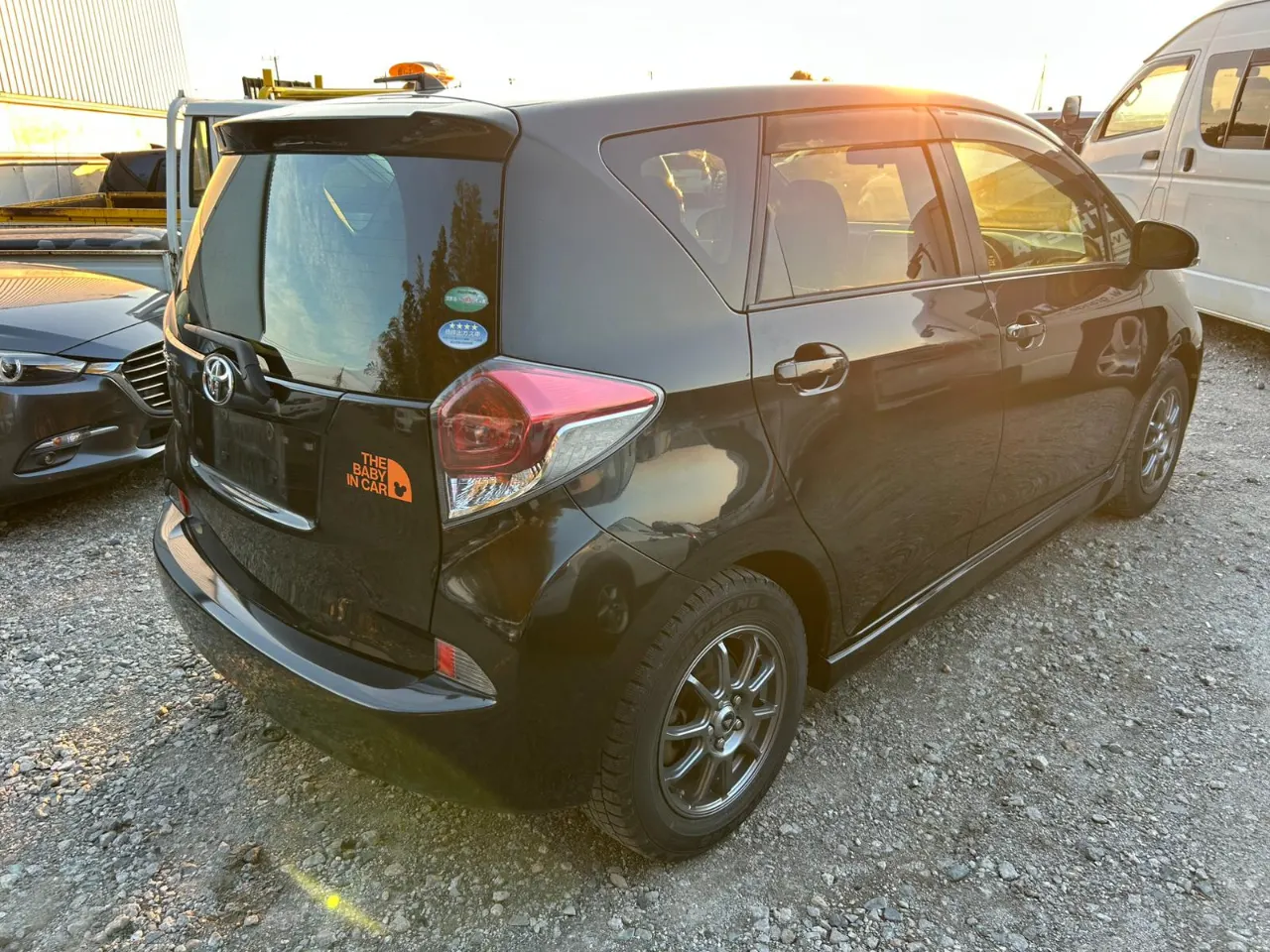 TOYOTA RACTIS 2015 — photo 6