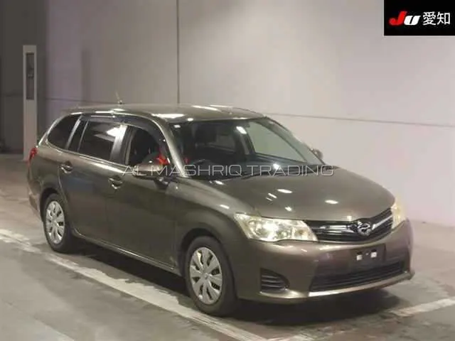 TOYOTA COROLLA FILEDER 2012 — photo 2